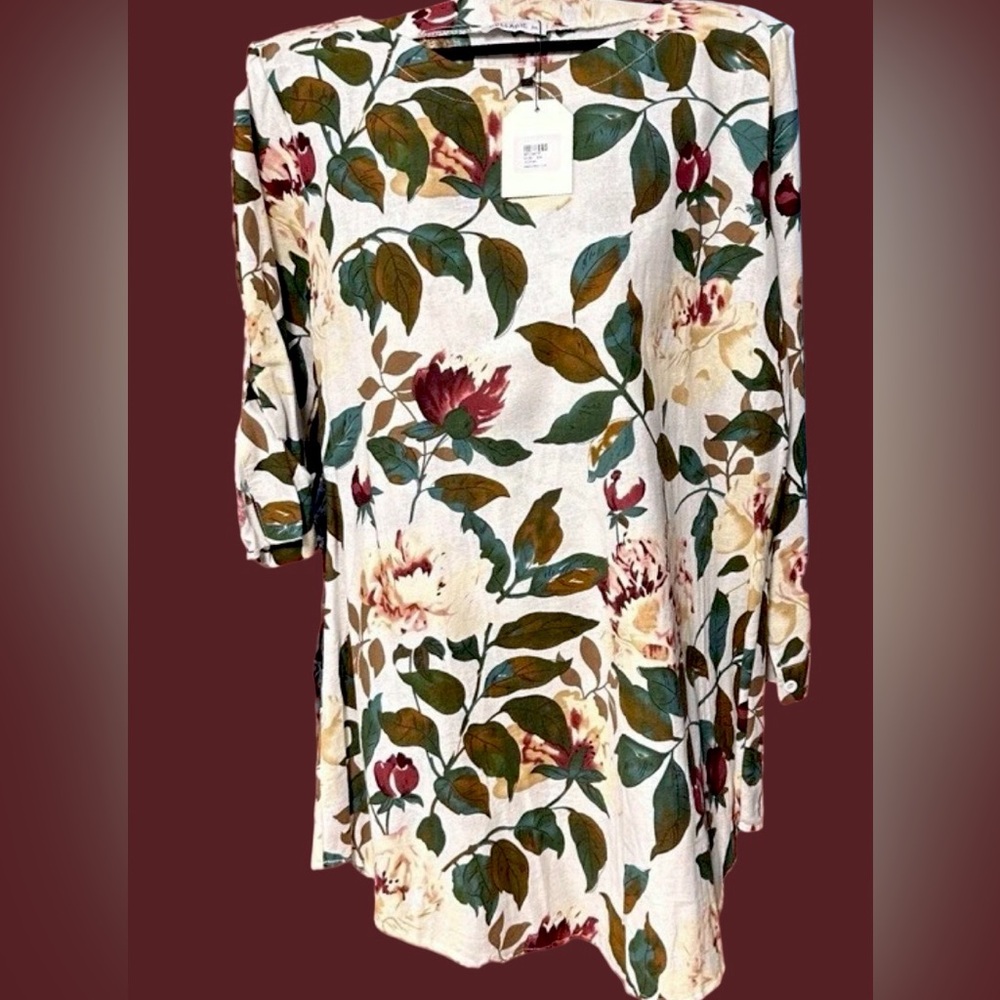 Cellabie Women’s size 2XL tunic top floral blouse ivory emerald green burgundy